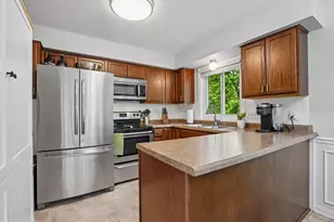 9040 Magnolia Ln N, Maple Grove, MN 55369 - Photo 15