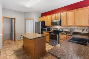 2033 Poppy Dr, Chanhassen, MN 55317 - Photo 13