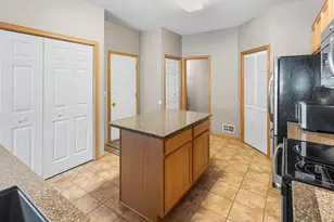 2033 Poppy Dr, Chanhassen, MN 55317 - Photo 15