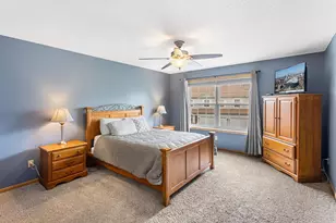 2033 Poppy Dr, Chanhassen, MN 55317 - Photo 25