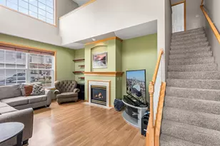 2033 Poppy Dr, Chanhassen, MN 55317 - Photo 9