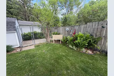 223 10th Avenue, Worthington, MN 56187 - Photo 9