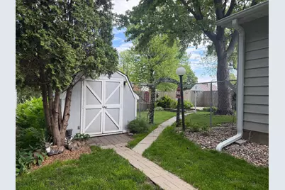 223 10th Avenue, Worthington, MN 56187 - Photo 35