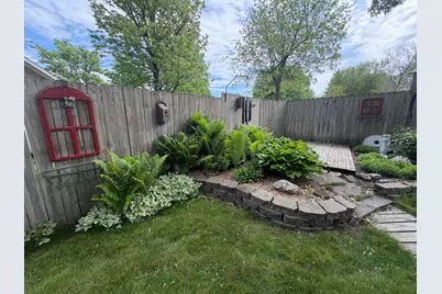 223 10th Avenue, Worthington, MN 56187 - Photo 11