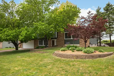3141 Hillsboro Avenue N, New Hope, MN 55427 - Photo 1