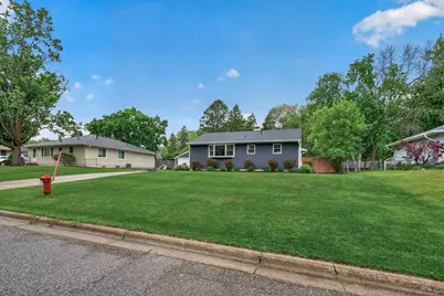 1164 Grospoint Avenue N, Oakdale, MN 55128 - Photo 3