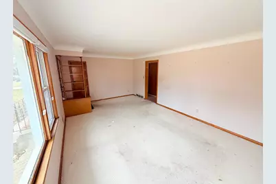 1186 Larpenteur Avenue E, Saint Paul, MN 55109 - Photo 11