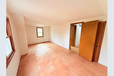 1186 Larpenteur Avenue E, Saint Paul, MN 55109 - Photo 25