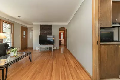 1751 Larpenteur Avenue E, Maplewood, MN 55109 - Photo 5