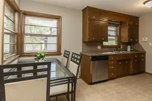 1751 Larpenteur Ave E, Maplewood, MN 55109 - Photo 7