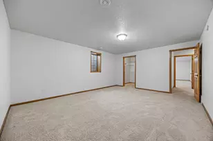 766 36th St S, Moorhead, MN 56560 - Photo 37