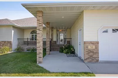 766 36th Street S, Moorhead, MN 56560 - Photo 5
