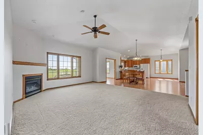 766 36th Street S, Moorhead, MN 56560 - Photo 9