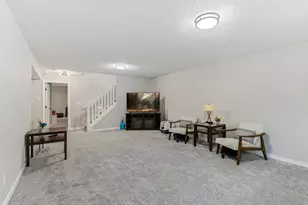 140 Dahlia St, Mahtomedi, MN 55115 - Photo 35
