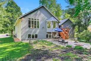 140 Dahlia St, Mahtomedi, MN 55115 - Photo 59