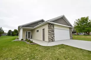 106 11th Street N, Goodhue, MN 55027 - Photo 1