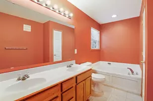 9769 Gable Dr, Eden Prairie, MN 55347 - Photo 17