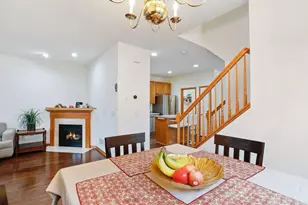 9769 Gable Dr, Eden Prairie, MN 55347 - Photo 5