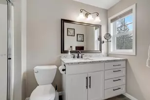 881 Kimberly Ln, Chanhassen, MN 55317 - Photo 21