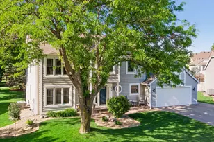 689 Havenhill Rd, Eagan, MN 55123 - Photo 51