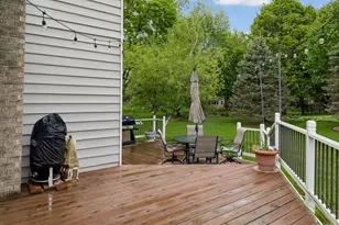 689 Havenhill Rd, Eagan, MN 55123 - Photo 49