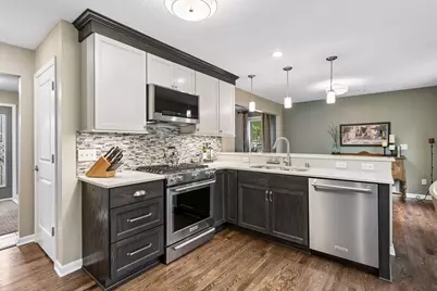 689 Havenhill Road, Eagan, MN 55123 - Photo 13