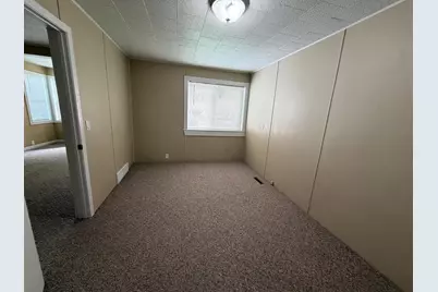 231 10th Avenue, Worthington, MN 56187 - Photo 13