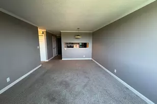 1181 Edgcumbe Rd, Saint Paul, MN 55105 - Photo 7