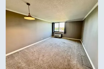 1181 Edgcumbe Road #404, Saint Paul, MN 55105 - Photo 9