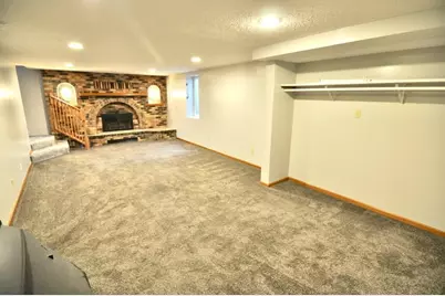 915 Fuller Street S, Shakopee, MN 55379 - Photo 13
