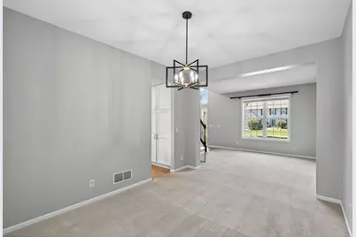 18005 45th Avenue N, Plymouth, MN 55446 - Photo 7