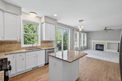 18005 45th Avenue N, Plymouth, MN 55446 - Photo 13