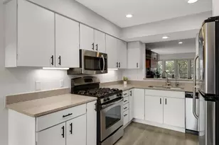 826 Summit Ave, Minneapolis, MN 55403 - Photo 13