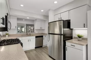 826 Summit Ave, Minneapolis, MN 55403 - Photo 11