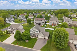 20693 Frost Ct, Lakeville, MN 55044 - Photo 9