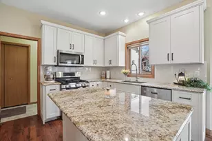 6102 Wildwood Way, Monticello, MN 55362 - Photo 13