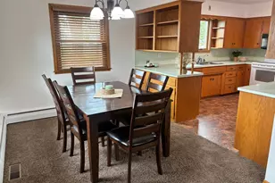 306 E 5th St N, Truman, MN 56088 - Photo 3