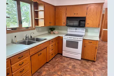306 E 5th Street N, Truman, MN 56088 - Photo 23