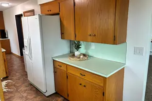 306 E 5th St N, Truman, MN 56088 - Photo 21