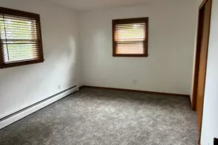 306 E 5th St N, Truman, MN 56088 - Photo 7