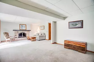 15841 N Hillcrest Ct, Eden Prairie, MN 55346 - Photo 39
