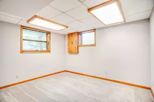 15841 N Hillcrest Ct, Eden Prairie, MN 55346 - Photo 37