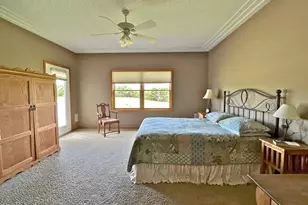 2996 Fairway Dr, Chaska, MN 55318 - Photo 23