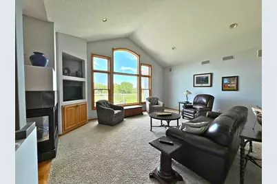 2996 Fairway Drive, Chaska, MN 55318 - Photo 13