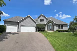 2996 Fairway Dr, Chaska, MN 55318 - Photo 3