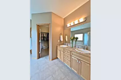 2996 Fairway Drive, Chaska, MN 55318 - Photo 19