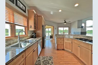 2996 Fairway Drive, Chaska, MN 55318 - Photo 11