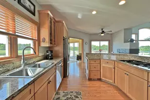 2996 Fairway Dr, Chaska, MN 55318 - Photo 11