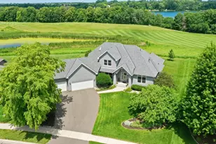 2996 Fairway Dr, Chaska, MN 55318 - Photo 1