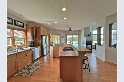 2996 Fairway Drive, Chaska, MN 55318 - Photo 9